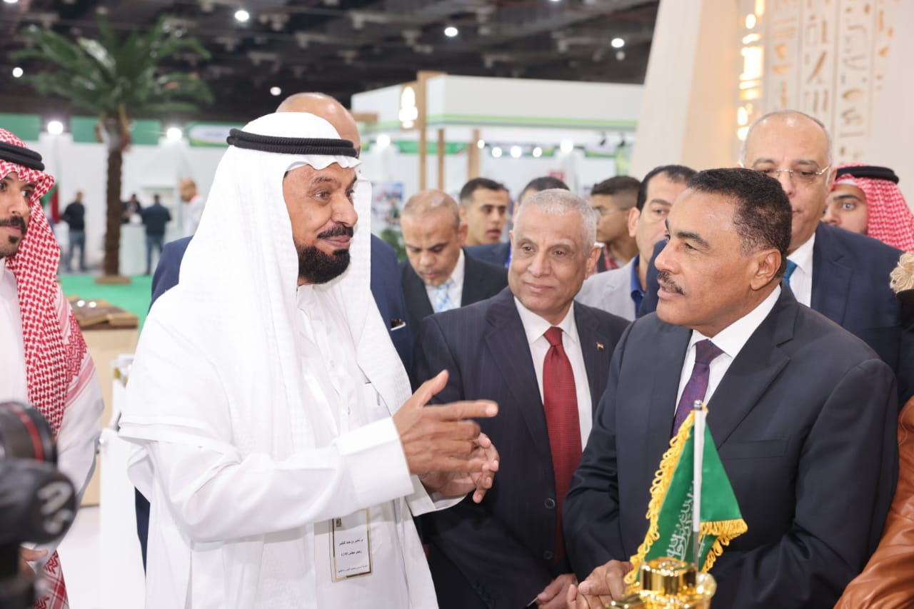 الجمعية التعاونية لتسويق وتصدير التمور ومشتقاتها بالقصيم تشارك في معرض مصر الدولي للتمور